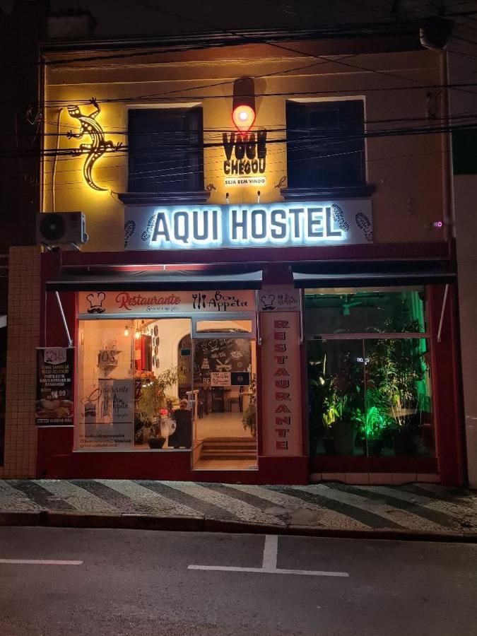 Pousada - Aqui Hostel Браганса-Паулиста Экстерьер фото