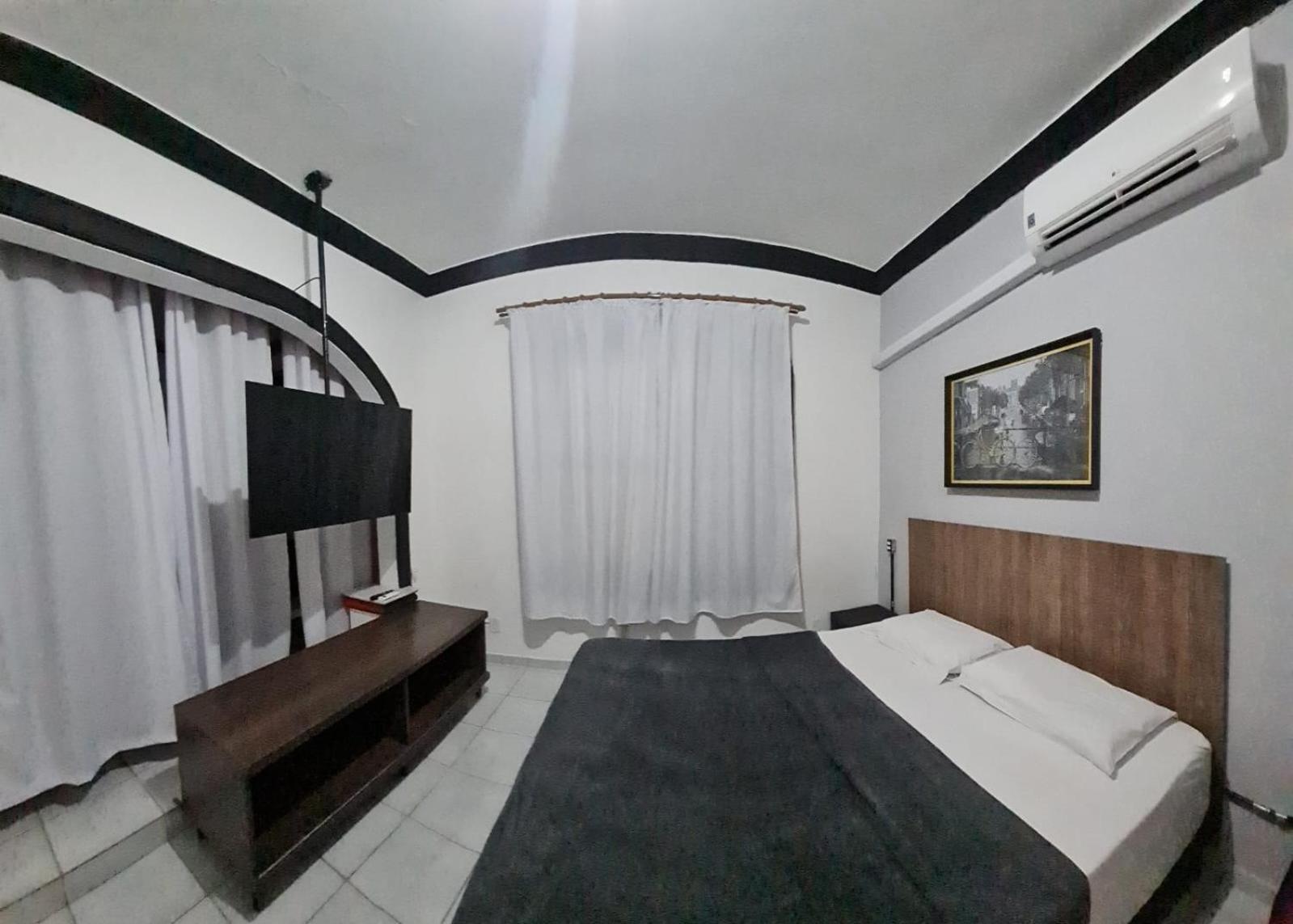Pousada - Aqui Hostel Браганса-Паулиста Экстерьер фото